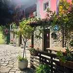 Alda Hotel 2*
